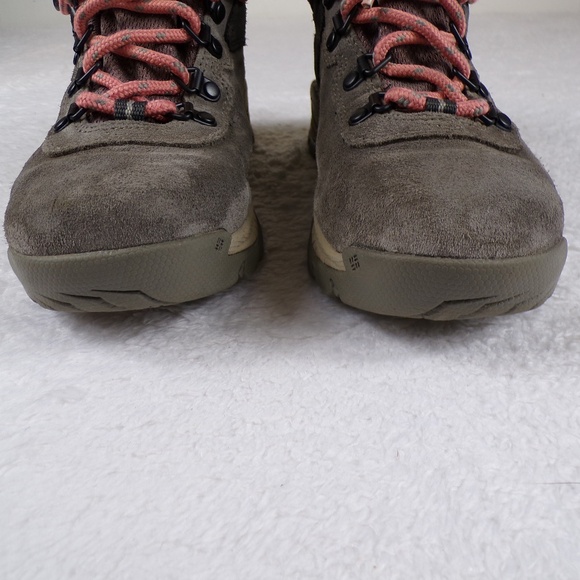 Columbia Newton Ridge Plus Waterproof Amped Hiking Boot - Women's Size 5 Rose - Picture 3 of 12